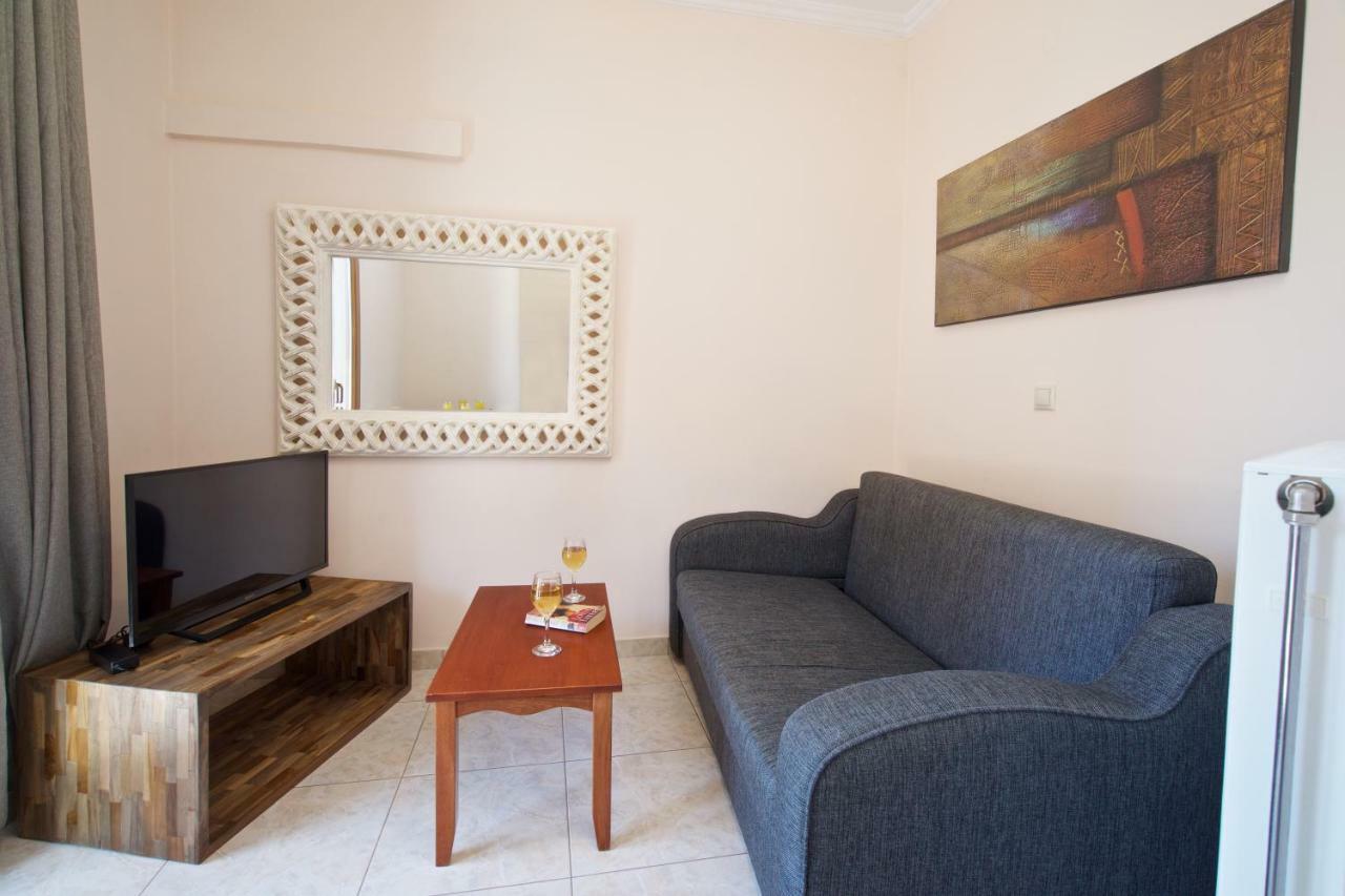 "Hermes" Central Apartment Аргостолион Экстерьер фото